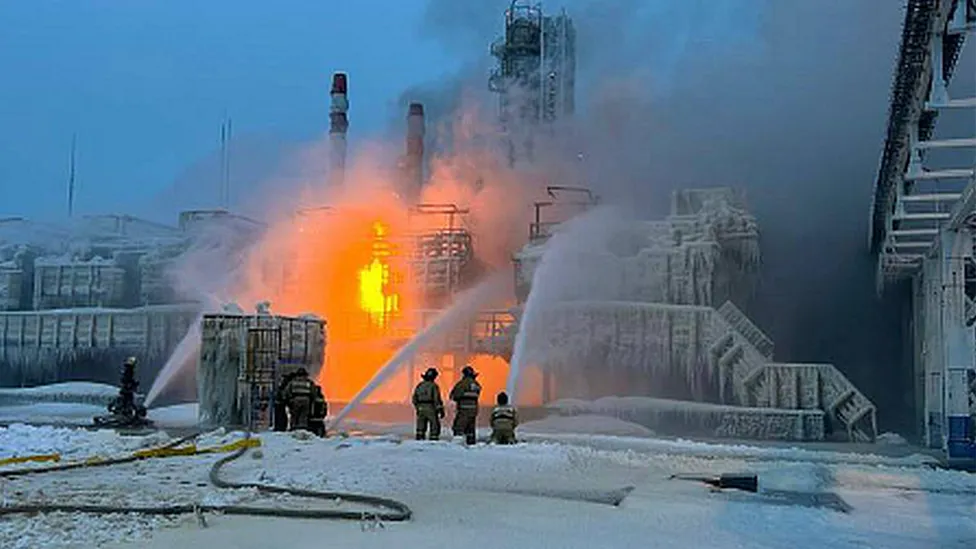 Huge Explosion Reported At Gas Terminal In Russia